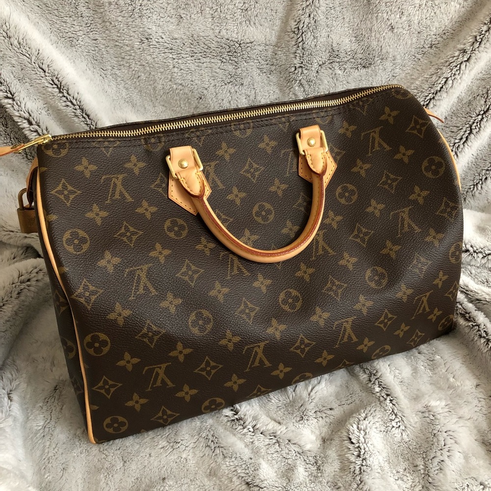 Louis Vuitton Speedy 30 Tote